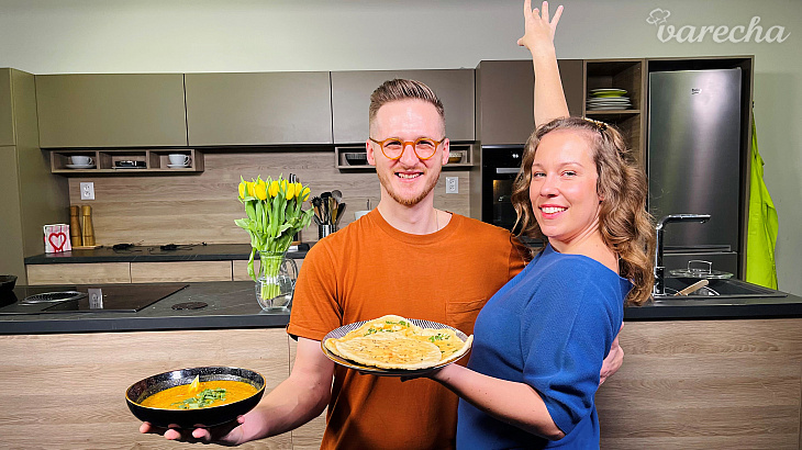 Karí z červenej šošovice s naanom podľa Moniky a Matúša Kopernických (videorecept)