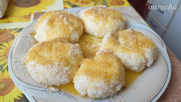 Tvarohové knedličky s jahodovým lekvárom (fotorecept)